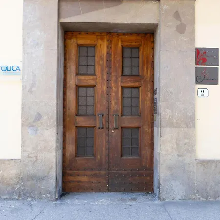 Spacious Oltrarno With Private Garden فلورنس