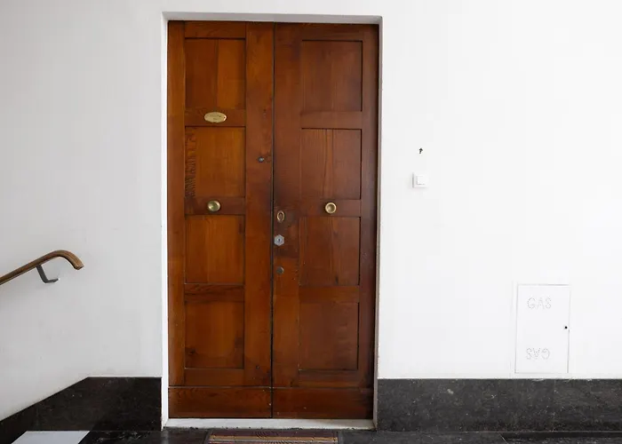 Apartment Spacious Oltrarno With Private Garden *